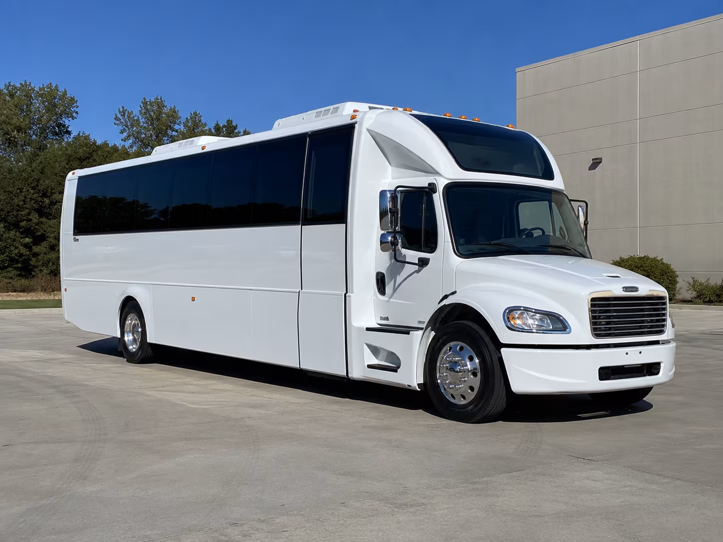 Framingham Homecoming & Prom Party Bus Rentals