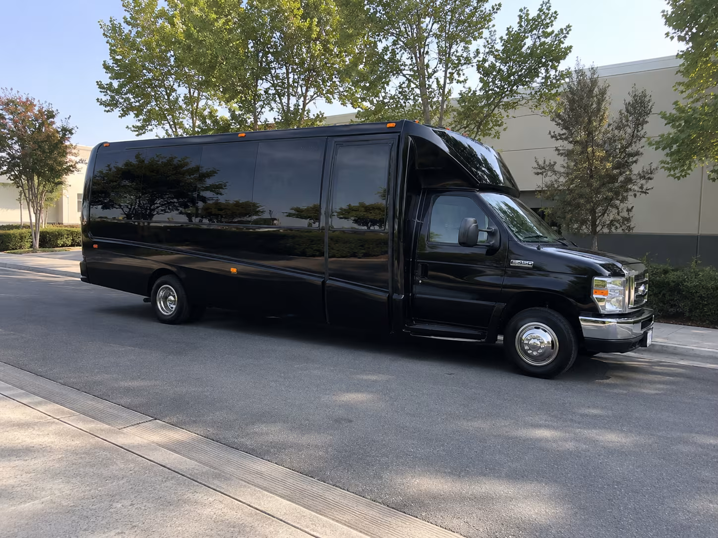 Worcester Winery Tour & Pub Crawl Transportation pickup coordination